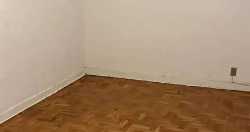 Pompéia, Casa Residencial de 85m² com 2 dormitórios, sem vaga.
