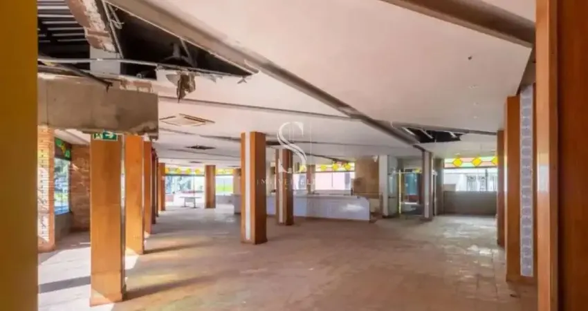 Vila Leopoldina, Prédio Comercial de 1.821m² com 8 banheiros, 20 vagas.