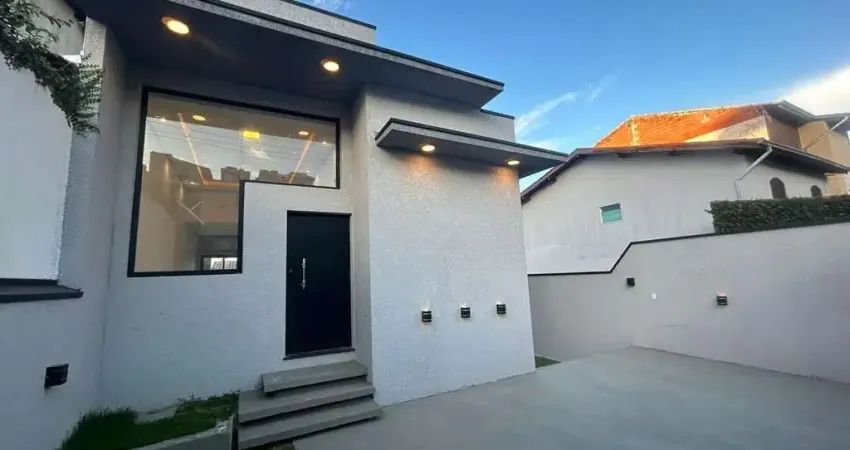 Casa Térrea para Venda em Mogi das Cruzes, Vila Rei, 2 dormitórios, 1 suíte, 2 banheiros, 3 vagas