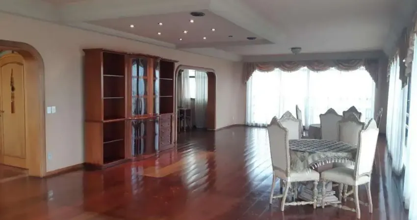 Apartamento com 4 quartos para alugar na Avenida Santo Antônio, 271, Centro, Marília