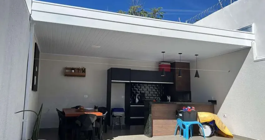 Casa com 3 quartos à venda na Rua Doutor Manoel Peregrino da Silva, 259, Jardim Universitário, Marília