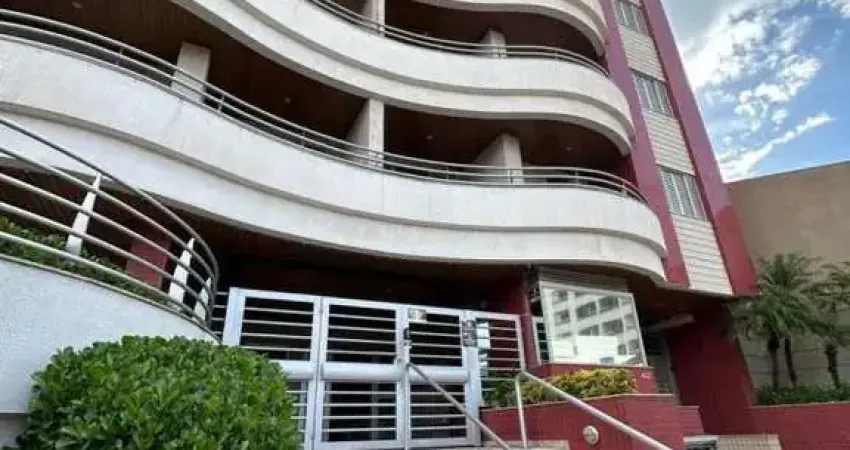 Apartamento com 3 quartos para alugar na Rua Quinze de Novembro, 467, Centro, Marília