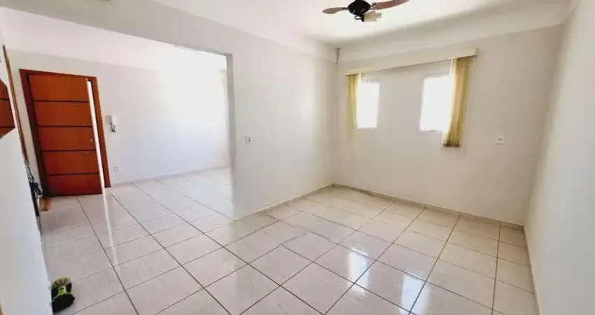 Casa com 3 quartos para alugar na Rua Francisco Barrueco, 276, Jardim Parati, Marília
