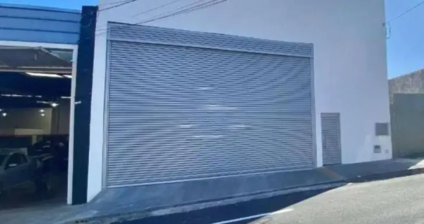 Casa comercial para alugar na Rua Nove de Julho, 1902, Alto Cafezal, Marília