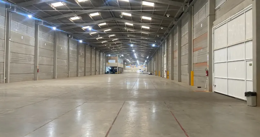 Barracão / Galpão / Depósito com 10 salas para alugar na Rua Moisés Marcondes de Albuquerque, 151, Jardim dos Estados 2, Piraquara