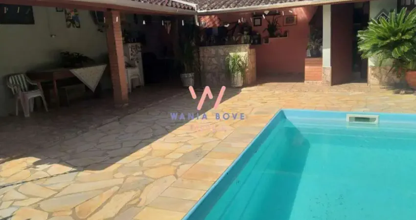 Casa à venda, 3 quartos, 1 suíte, 2 vagas, Martim de Sá - Caraguatatuba/SP