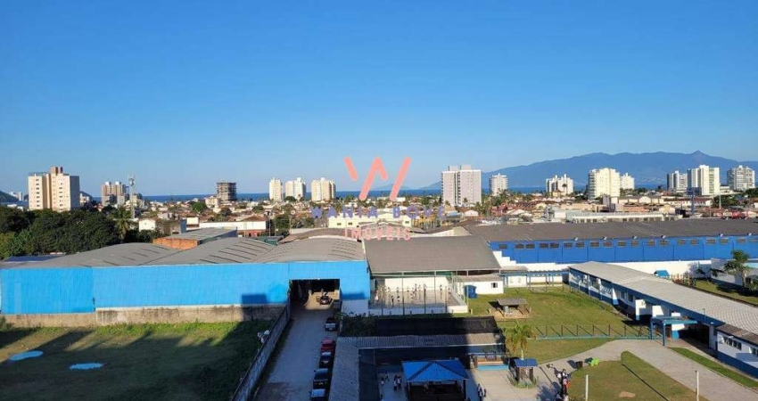 Apartamento vista mar, com 2 dormitórios à venda, 56 m² por R$ 410.000 - Indaiá - Caraguatatuba/SP