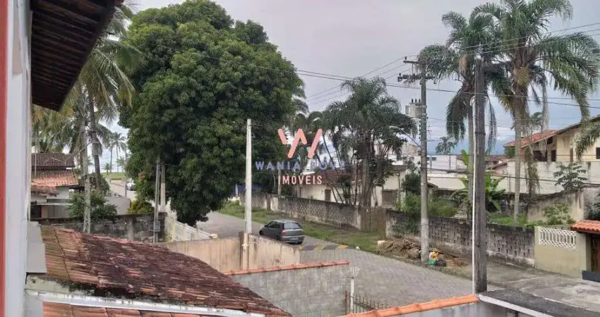 Sobrado a 100m da praia, com 2 dormitórios à venda, 81 m² por R$ 380.000 - Porto Novo - Caraguatatuba/SP
