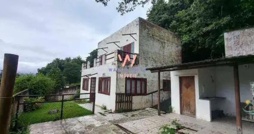 Casa a 100m da praia, com 3 dormitórios à venda, 380m² por R$980.000 - Barequeçaba - São Sebastião/SP