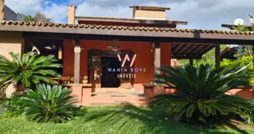 Casa a 100m da praia, com 4 dormitórios à venda, 450m² por R$6.000.000 - Guaecá - São Sebastião/SP
