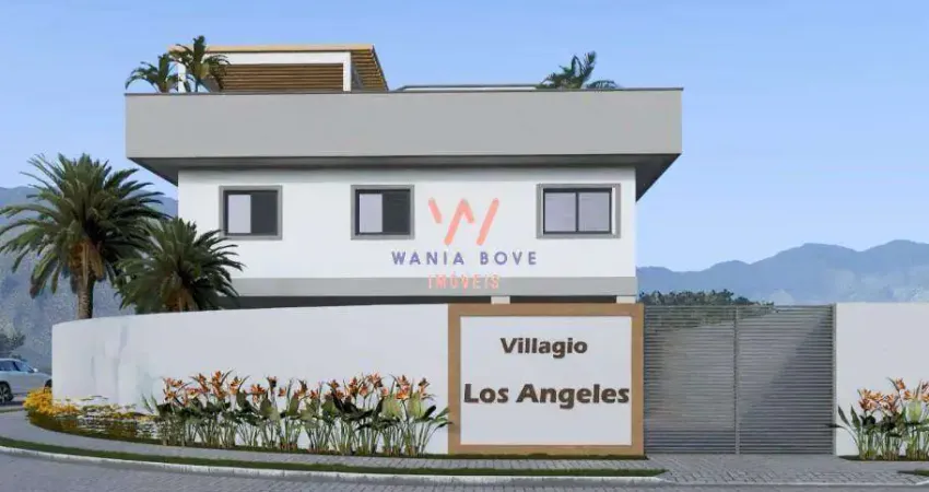 Sobrado a 600m da Praia, com 2 dormitórios à venda, 43m² por R$349.000 - Massaguaçu - Caraguatatuba/SP