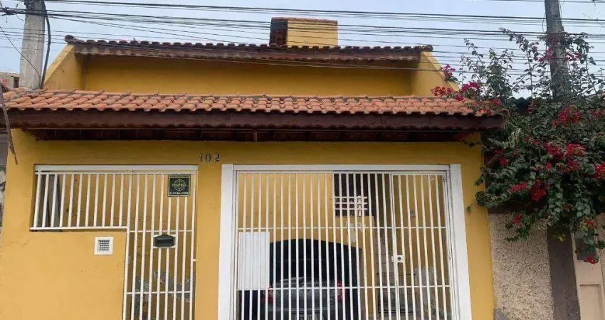 Casa com 3 dormitórios à venda, 124 m² por R$ 490.000,00 - Jardim Marcato - Suzano/SP