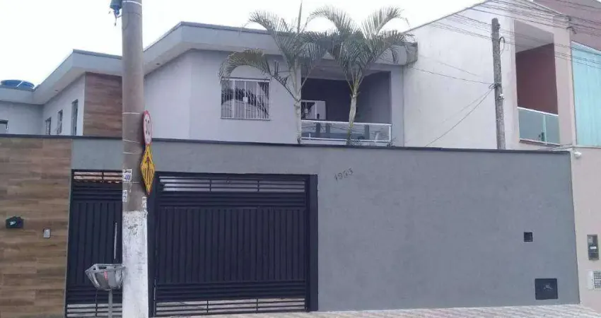 Sobrado à venda, 204 m² por R$ 720.000,00 - Cidade Boa Vista - Suzano/SP