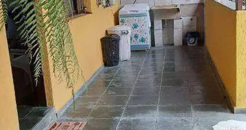 Casa com 3 dormitórios à venda, 242 m² por R$ 600.000 - Vila Voeges - Suzano/SP