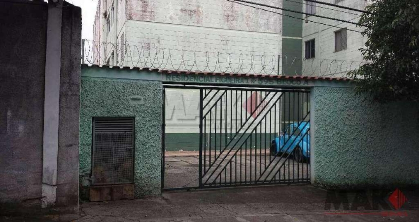 Apartamento com 2 dormitórios à venda, 71 m² por R$ 180.000,00 - Vila Figueira - Suzano/SP