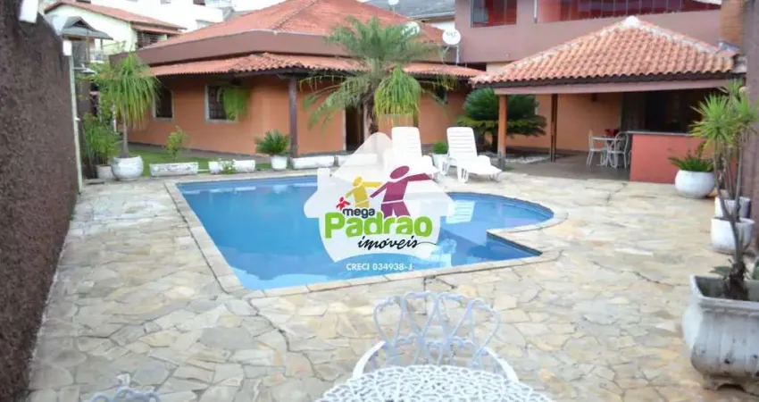 Casa Térrea Alto Padrão 3dorm  Renato Maia,GR-R$2.1 mi,Cod:8093