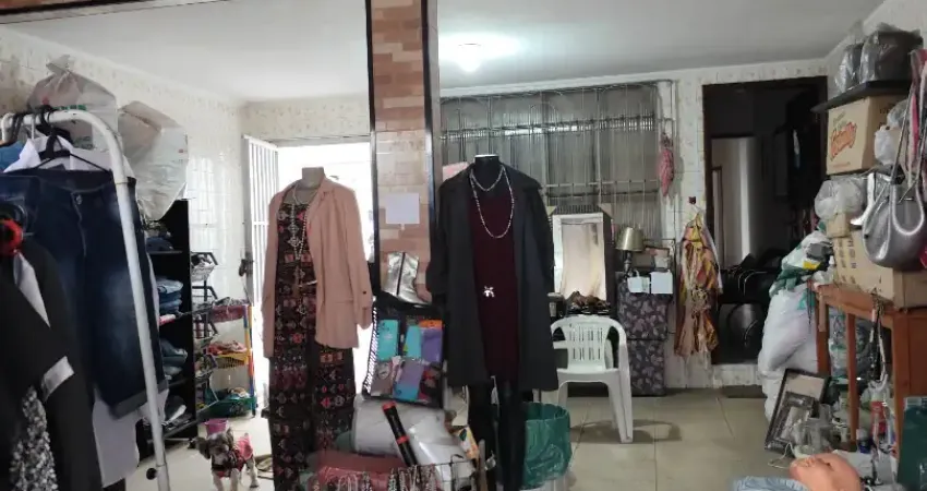 Casa com 3 quartos à venda na Vila Margarida, São Vicente 