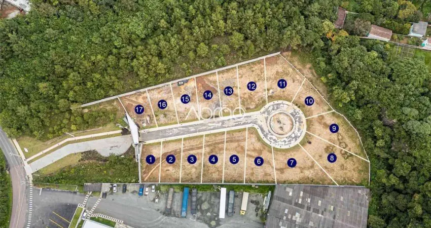 Lotes em condomínio à venda em Santa Felicidade, no Condomínio Canto das Pedras - 302 a 546 m² | Ref. 488
