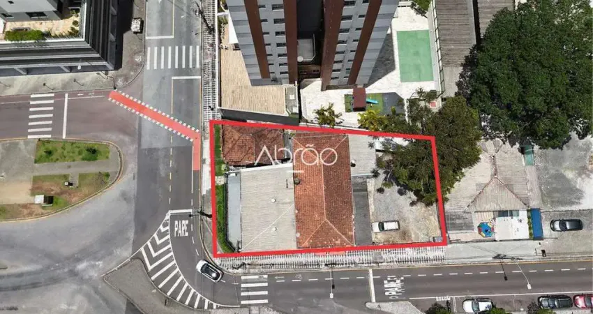 Terreno à venda de 579 m² na av. paraná – esquina estratégica em frente ao terminal do cabral | ref. 624
