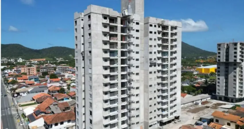 Apartamento com 3 dormitórios 2 vagas de garagens e área e lazer completa na terra do Parque Beto Carrero