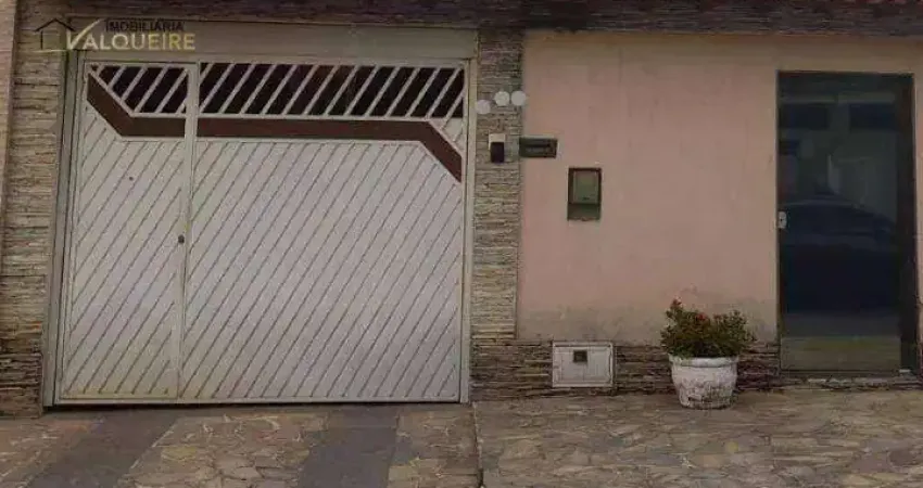 Casa com 3 dormitórios à venda, 158 m² por R$ 450.000,00 - Bangu - Rio de Janeiro/RJ