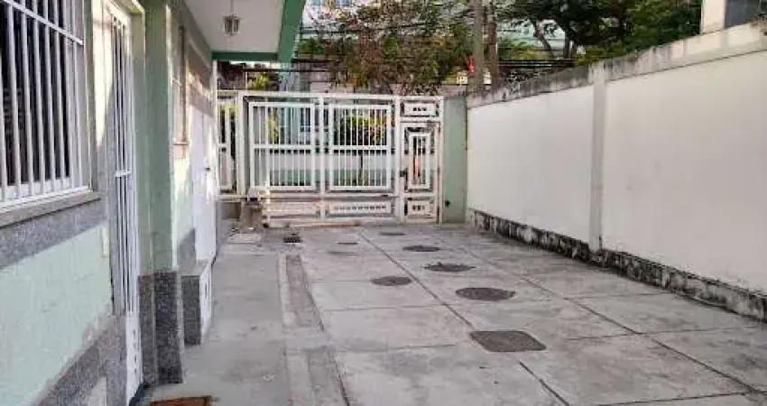 Casa à venda, 150 m² por R$ 340.000,00 - Praça Seca - Rio de Janeiro/RJ