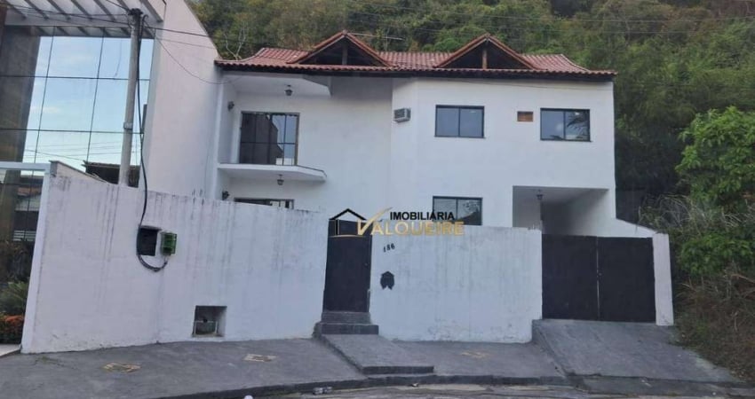 Casa com 3 dormitórios à venda, 184 m² por R$ 989.000,00 - Vila Valqueire - Rio de Janeiro/RJ