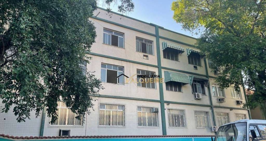 Apartamento com 2 dormitórios à venda, 60 m² por R$ 250.000,00 - Vila Valqueire - Rio de Janeiro/RJ