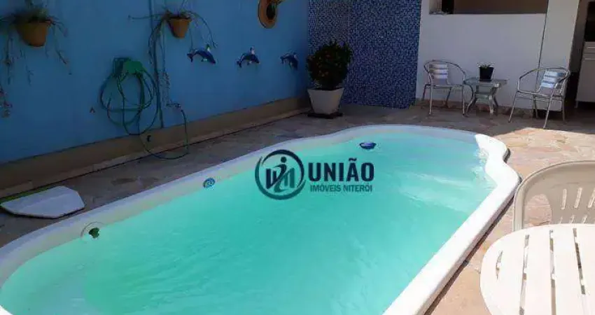 Casa com 2 quartos à venda, 150 m² por R$ 620.000 - Serra Grande - Niterói/RJ