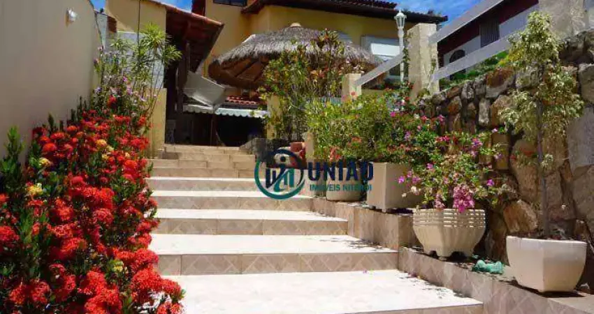Casa com 4 dormitórios à venda, 344 m² por R$ 1.550.000,00 - Piratininga - Niterói/RJ