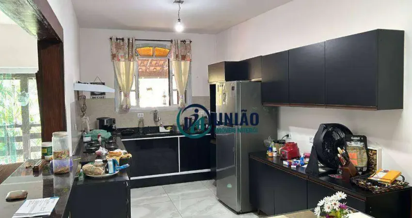 Casa com 3 dormitórios à venda, 430 m² por R$ 1.200.000,00 - Itaipu - Niterói/RJ