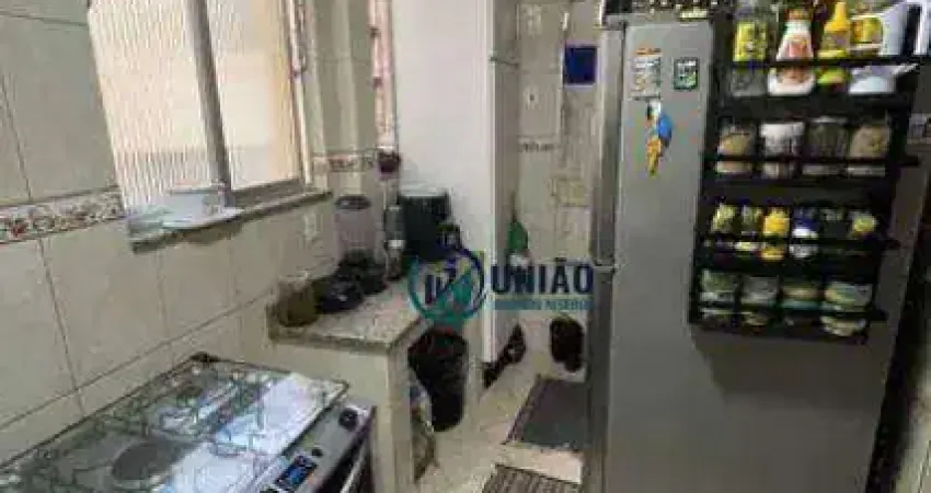 Apartamento com 2 dormitórios à venda, 45 m² por R$ 210.000,00 - Santa Rosa - Niterói/RJ