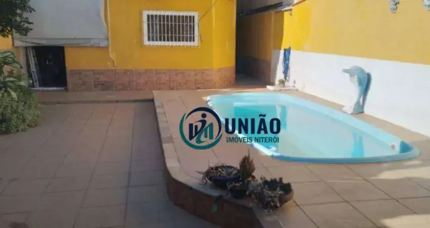 Casa com 3 quartos à venda, 150 m² por R$ 690.000 - Serra Grande - Niterói/RJ