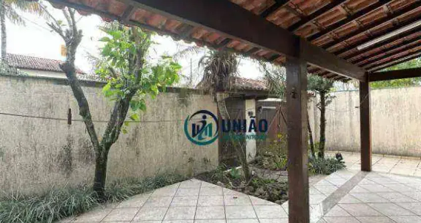 Lindíssima casa com 4 dormitórios à venda - Piratininga - Niterói/RJ