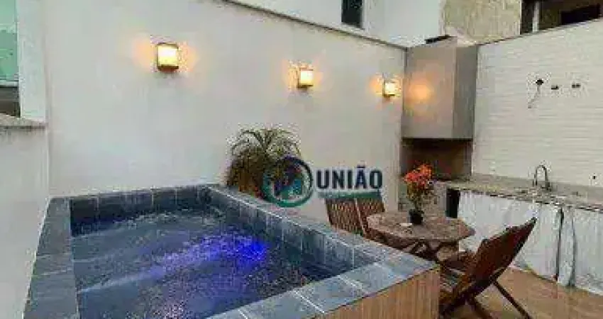 Belíssima casa em condomínio fechado, toda decorada e montada !!!