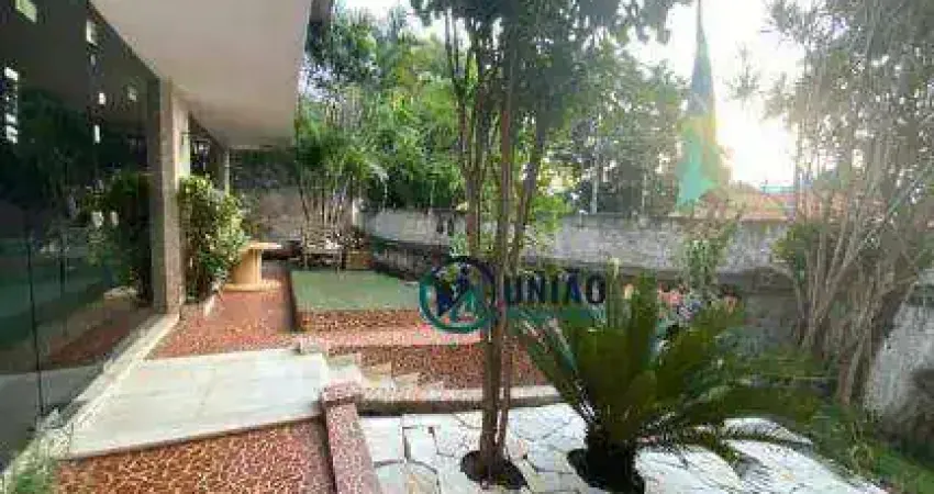 Casa com 5 dormitórios à venda, 240 m² por R$ 1.250.000,00 - Charitas - Niterói/RJ