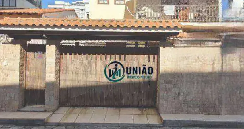 Excelente casa duplex, em vila fechada, com 4 dormitórios ( uma suíte) , duas vagas!!