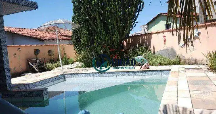 Casa com 4 dormitórios à venda, 329 m² por R$ 450.000,00 - Tribobó - São Gonçalo/RJ