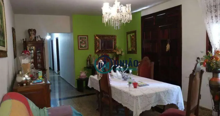 Casa com 4 quartos à venda, 208 m² por R$ 700.000 - Piratininga - Niterói/RJ