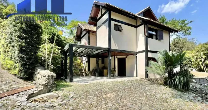 Casa com 3 quartos à venda na Rua Três Rios/3, Chácara Santa Lúcia, Carapicuíba