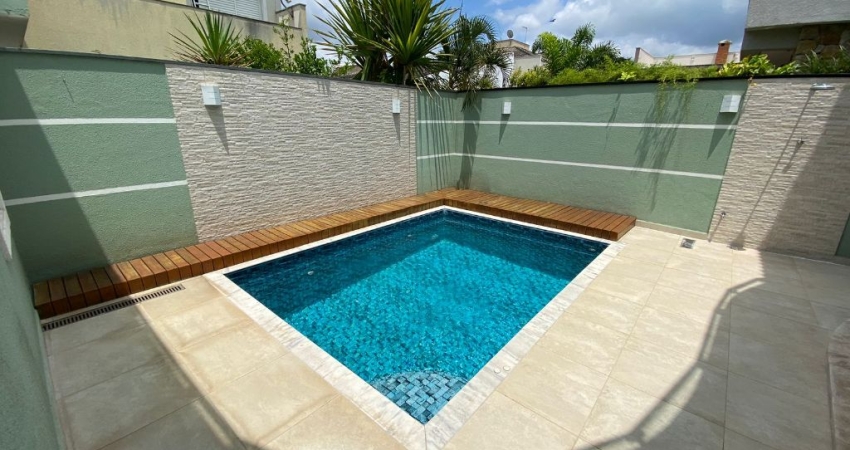Casa em Condomínio de Luxo à venda/ 3 Suítes/ Área Gourmet/ Piscina/ Ibiti Royal