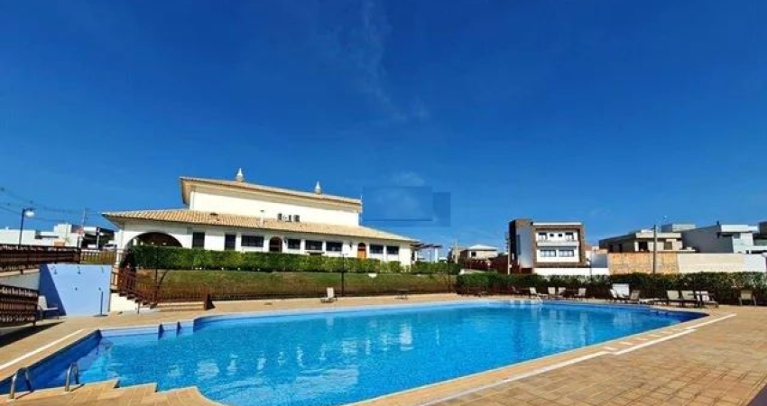 Terreno em cond. Alto padrão/ 250 m²/ Próx. à portaria/ Ac. Av. Victor Andrew