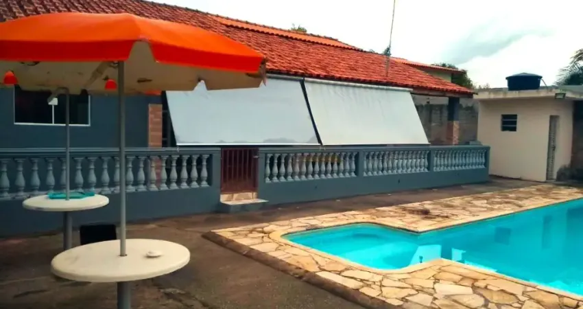 Chácara em Votorantim/ 2.900 m²/ Piscina/ Área Gourmet/ Ac. Rod. Raposo Tavares
