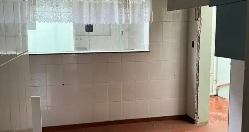 Casa comercial ou residencial/ 111 m²/ Ótima localização/ Vl. Independência