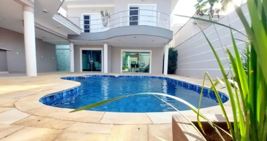 Lindo Sobrado em cond./ 3 Suítes/ Varanda/ Área Gourmet/ Piscina/ 3 Pavimentos