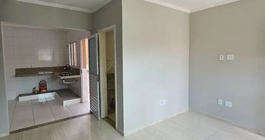 Sobrado à venda no Wanel Ville V/ 2 Dorm./ 2 Wc´s/ Só 355 mil