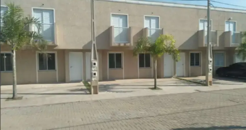 Sobrado em cond./ 2 Dorm./ Quintal/ Vila Mineirão/ Aluguel 1.600,00