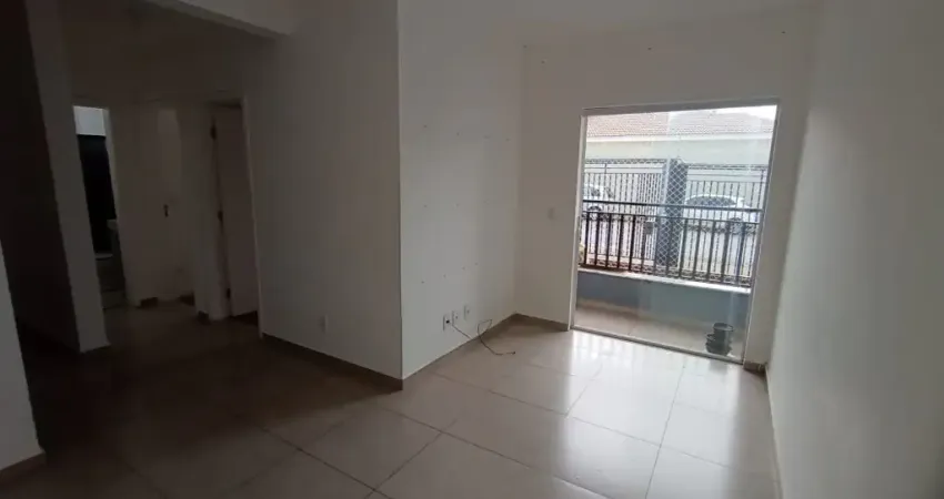Apto térreo 2 Dorm./ Suíte/ Sacada/ Ac. Av. General Carneiro/ Pacote só 2.200