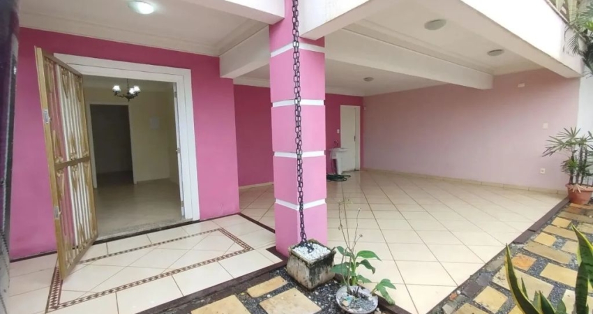 Casa para locação/ Ambientes integrados/ 1 dorm./ 4 vagas/ Ac. Av. Nove de Julho