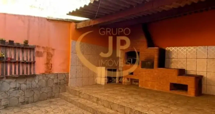 Oportunidade! sobrado podendo ser 02 casas/ espaço gourmet/ permuta por chácara